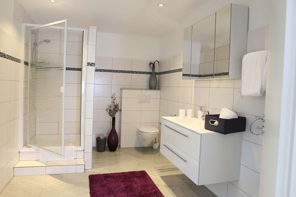 villa-lila-badezimmer